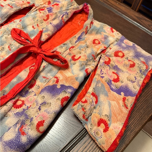 Rare Vintage 1920’s Child’s Kimono and Wooden Sandals - Picture 4 of 14